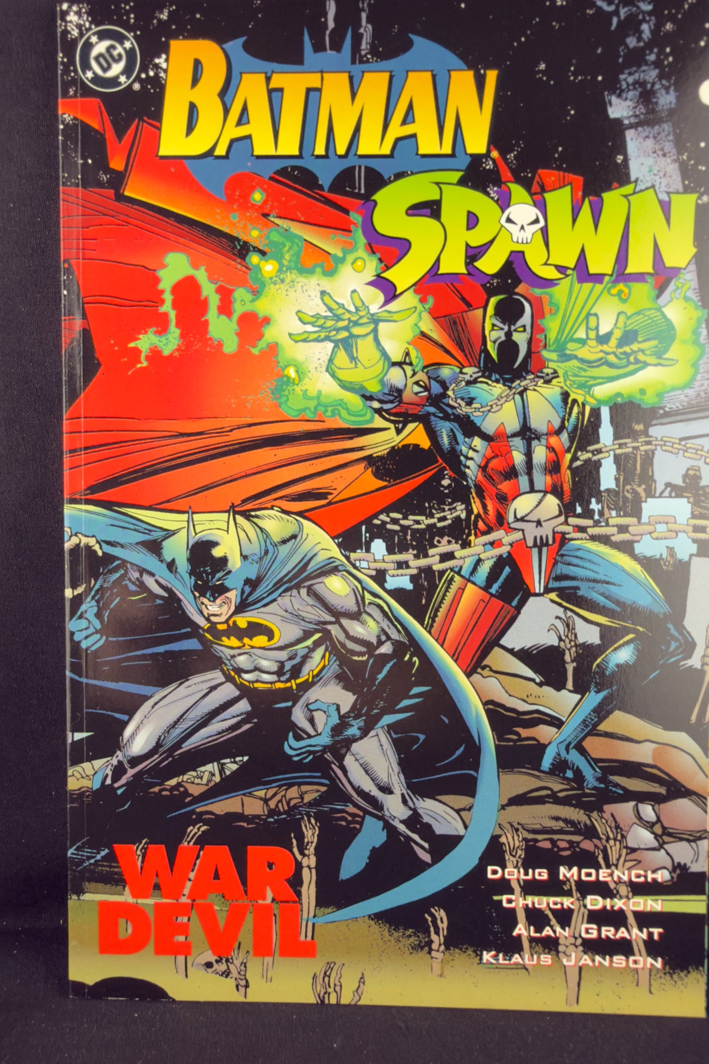 Batman/Spawn: War Devil (1994)