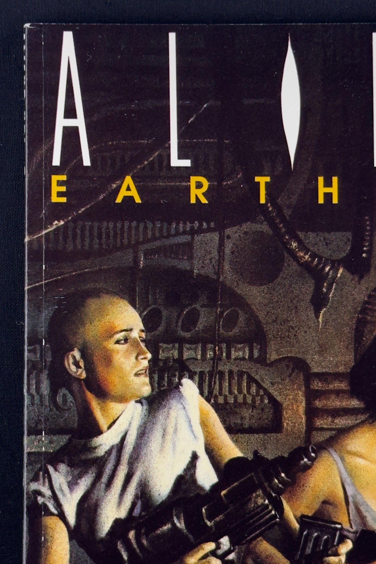 Aliens: Earth War Trade Paperback (1991)