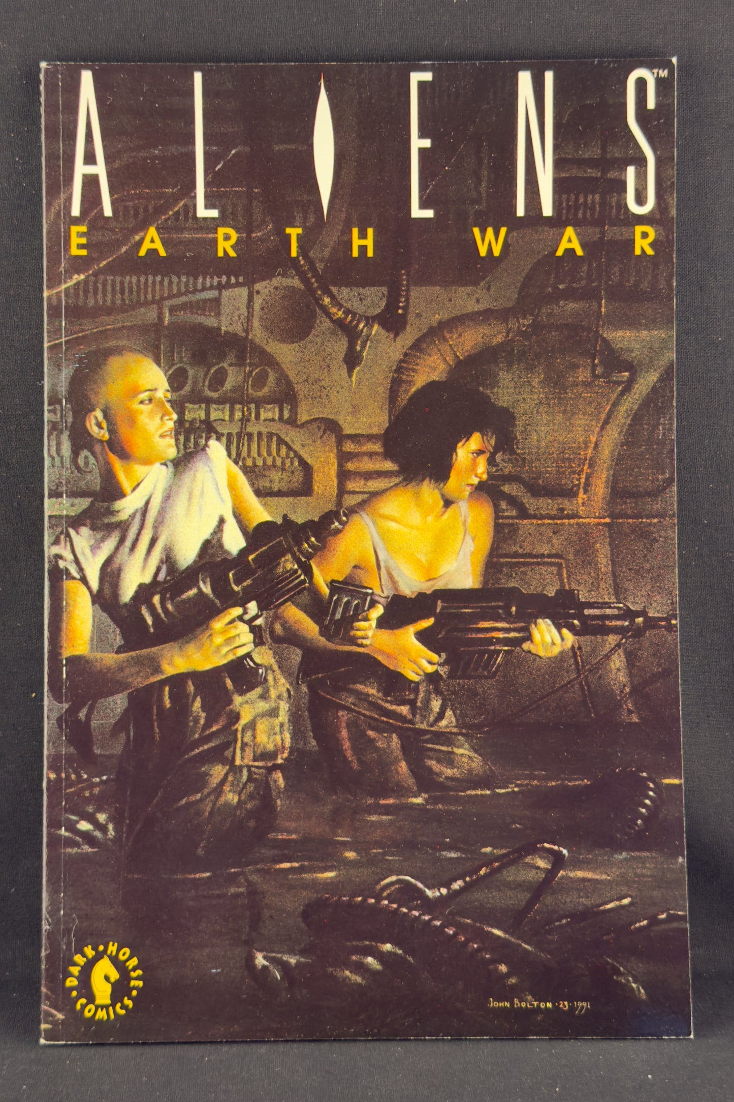 Aliens: Earth War Trade Paperback (1991)
