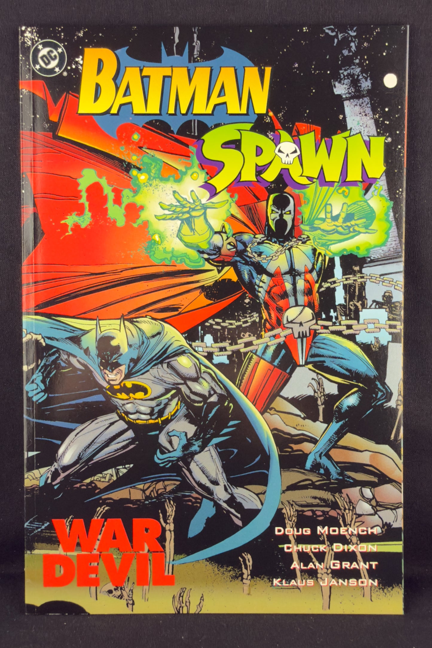 Batman/Spawn: War Devil (1994)
