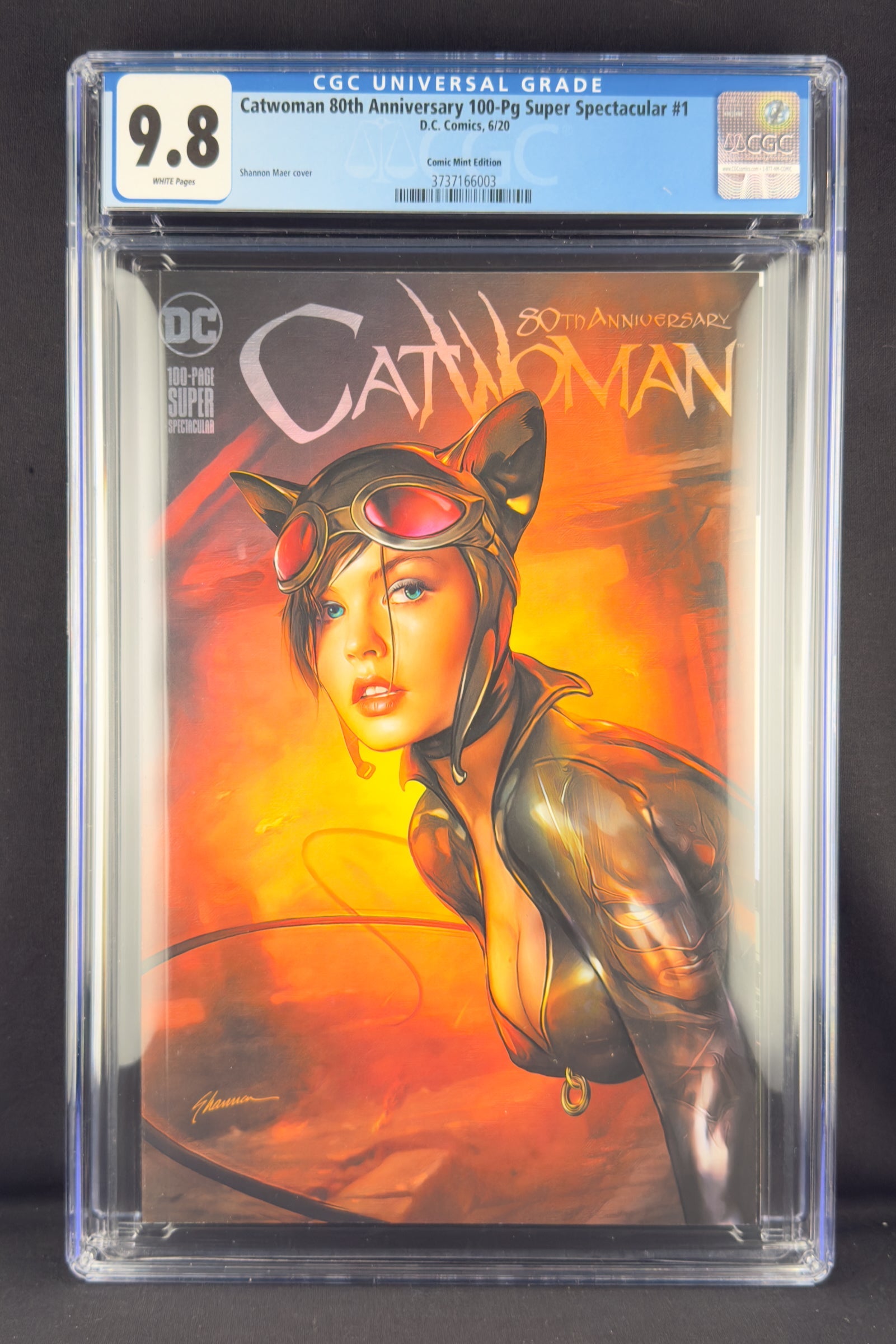 Catwoman: 80th Anniversary (2020) CGC9.8 Shannon Maer Variant Ltd 2000