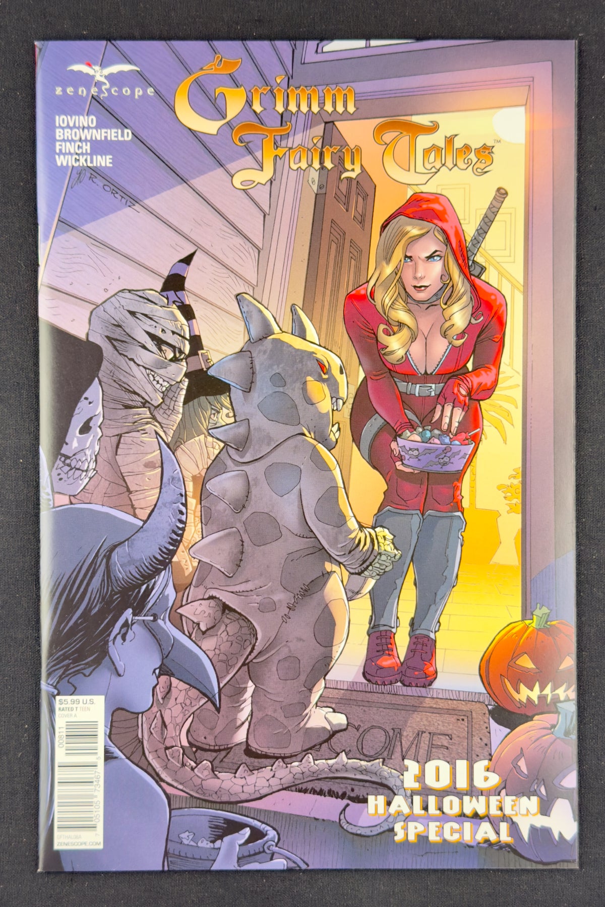 Grimm Fairy Tales/Tales of Terror Halloween 8-Book Variant Lot (2012-2019)