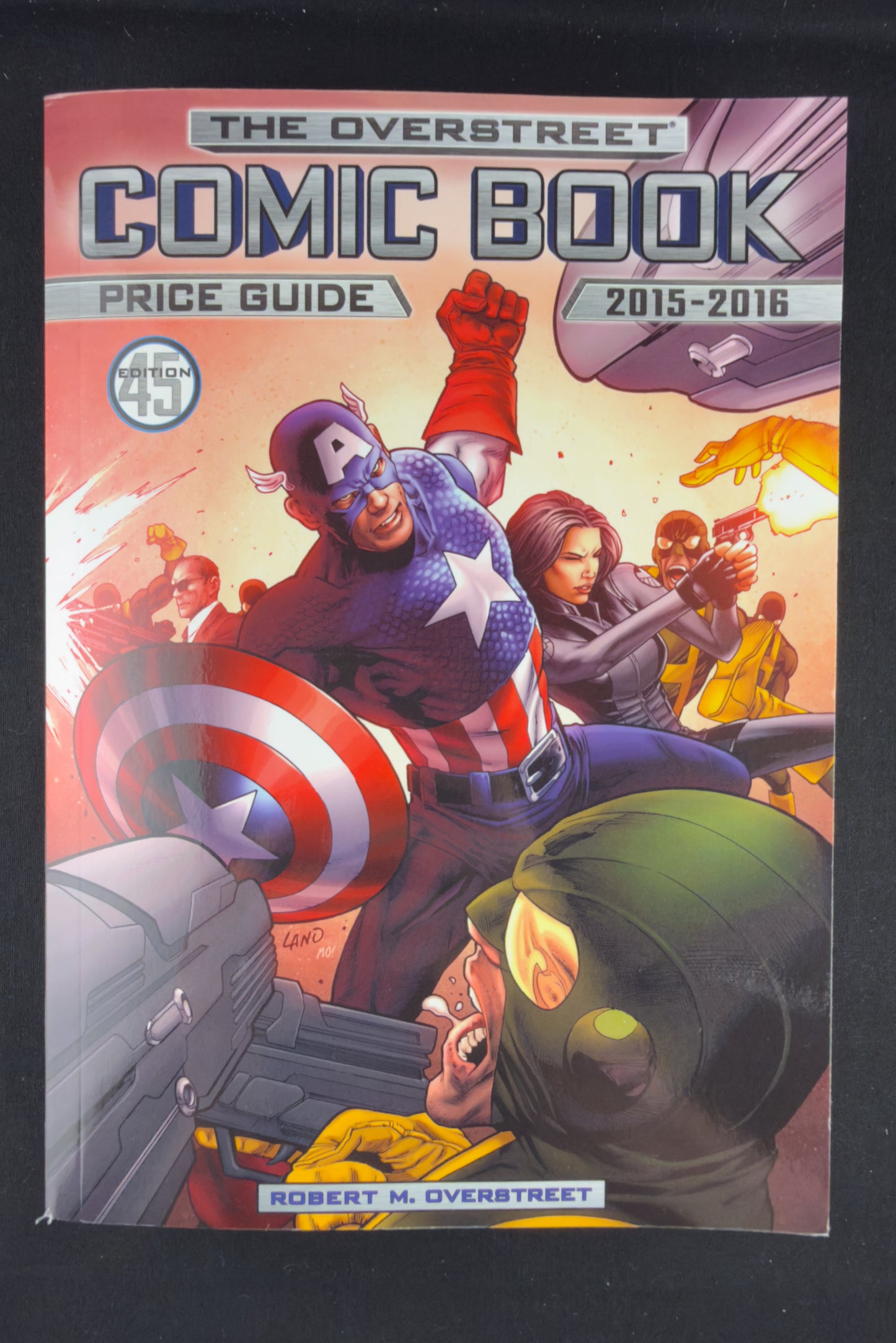 Overstreet Comic Book Price Guide 45th Edition (2015) Captain America Black Widow 