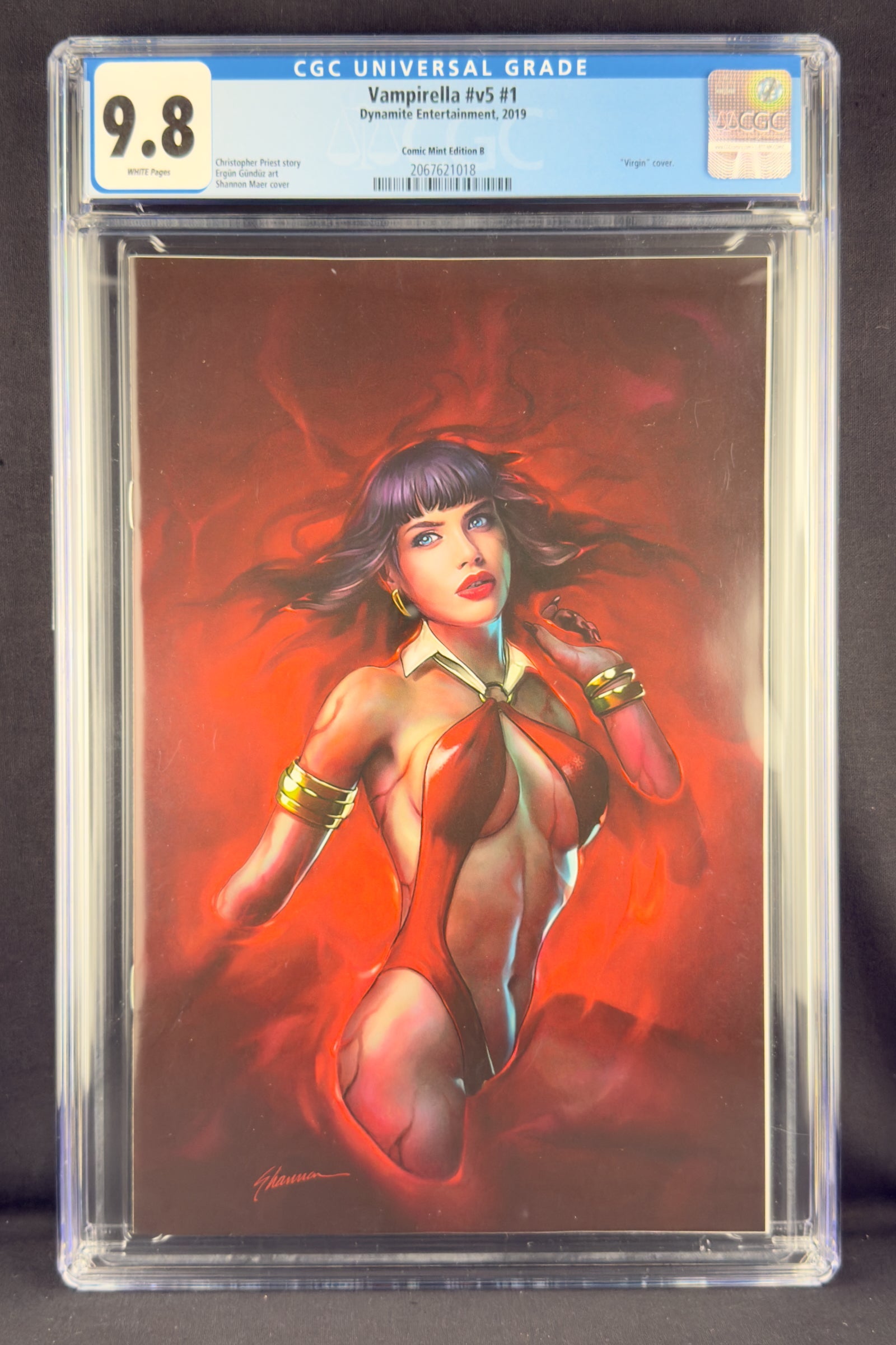 Vampirella #1 (2019) CGC 9.8 Shannon Maer Virgin Variant B Ltd 500
