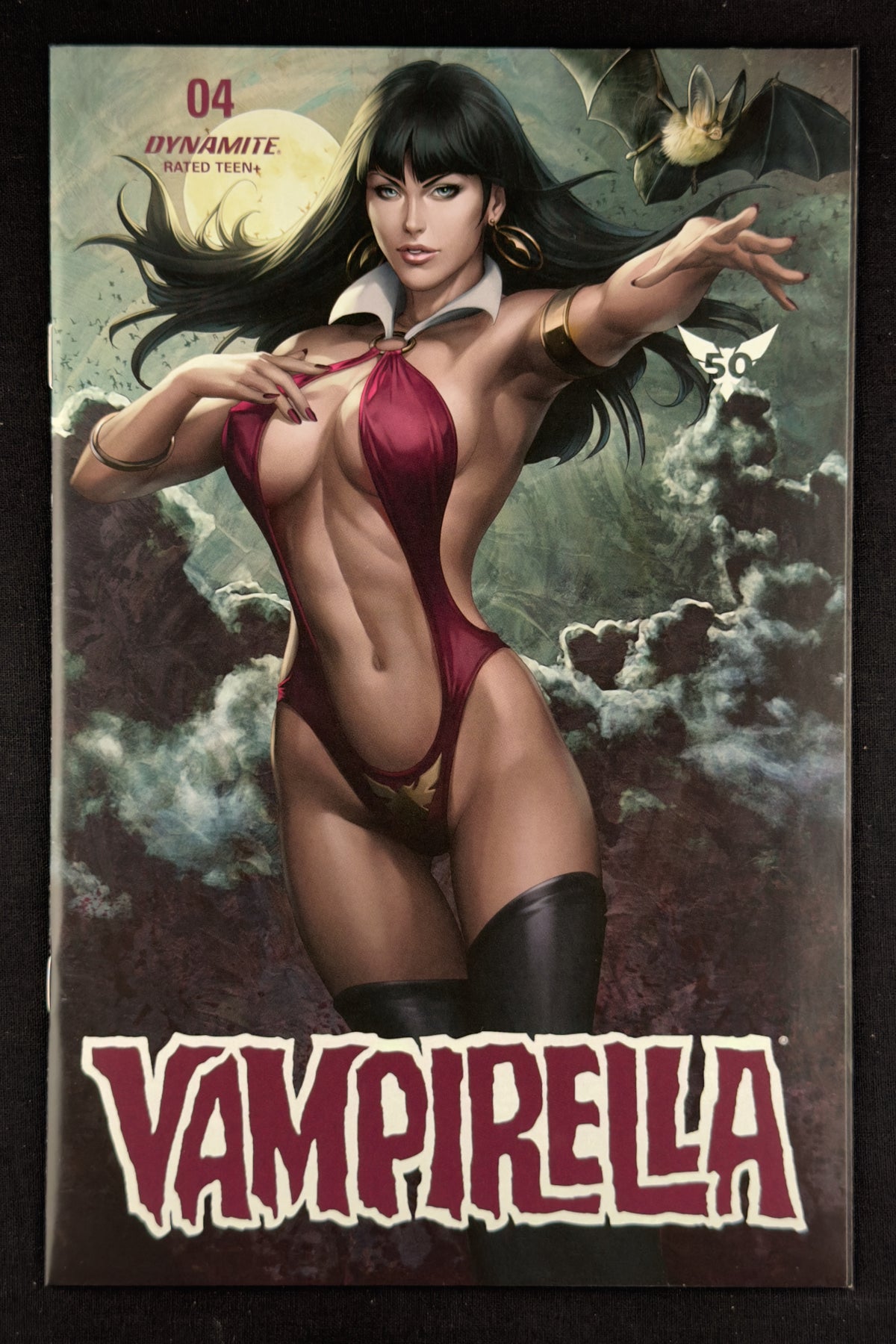 Vampirella #4 (2019) Stanley "Artgerm" Lau Virgin Variant NM