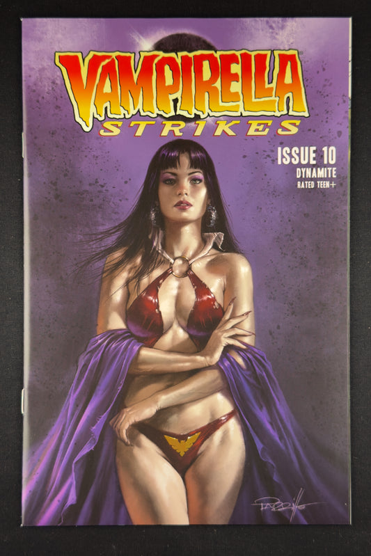 Vampirella Strikes #10 (2023) Lucio Parrillo Variant NM+